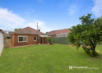 8 Tulloch Ave, CONCORD WEST, NSW, Australia, 3 Bedrooms Bedrooms, 1 Room Rooms,2 BathroomsBathrooms,獨立屋House,出售 For Sale,NSW,1306
